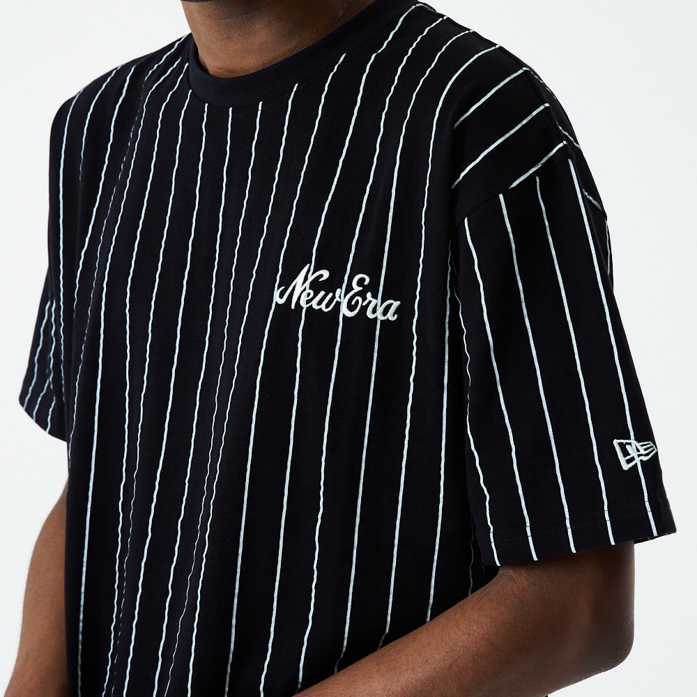Camiseta New Era Pinstripe Oversized, negro