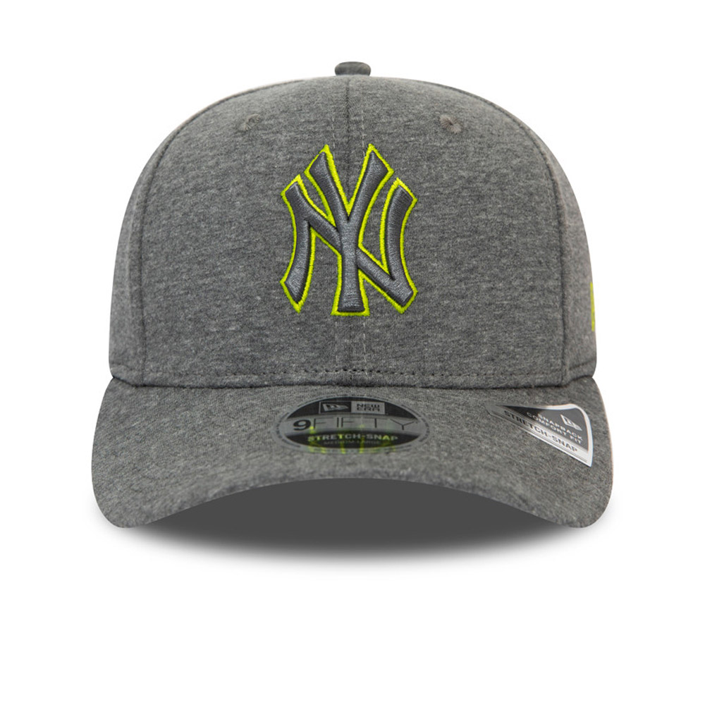 9FIFTY – New York Yankees – Jersey-Stretch-Kappe in Grau mit Umrissstickerei und Clipverschluss