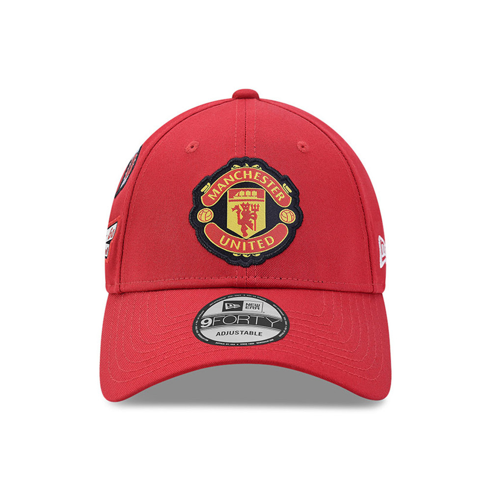 9FORTY – Manchester United – Kappe in Rot mit seitlichem Aufnäher