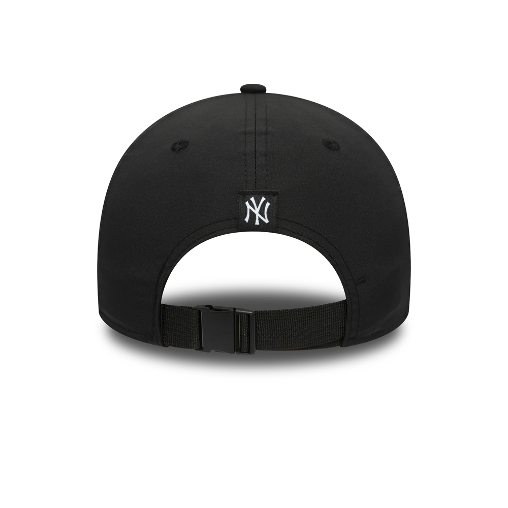 9FORTY – New York Yankees – Kappe in Schwarz mit Teamflagge