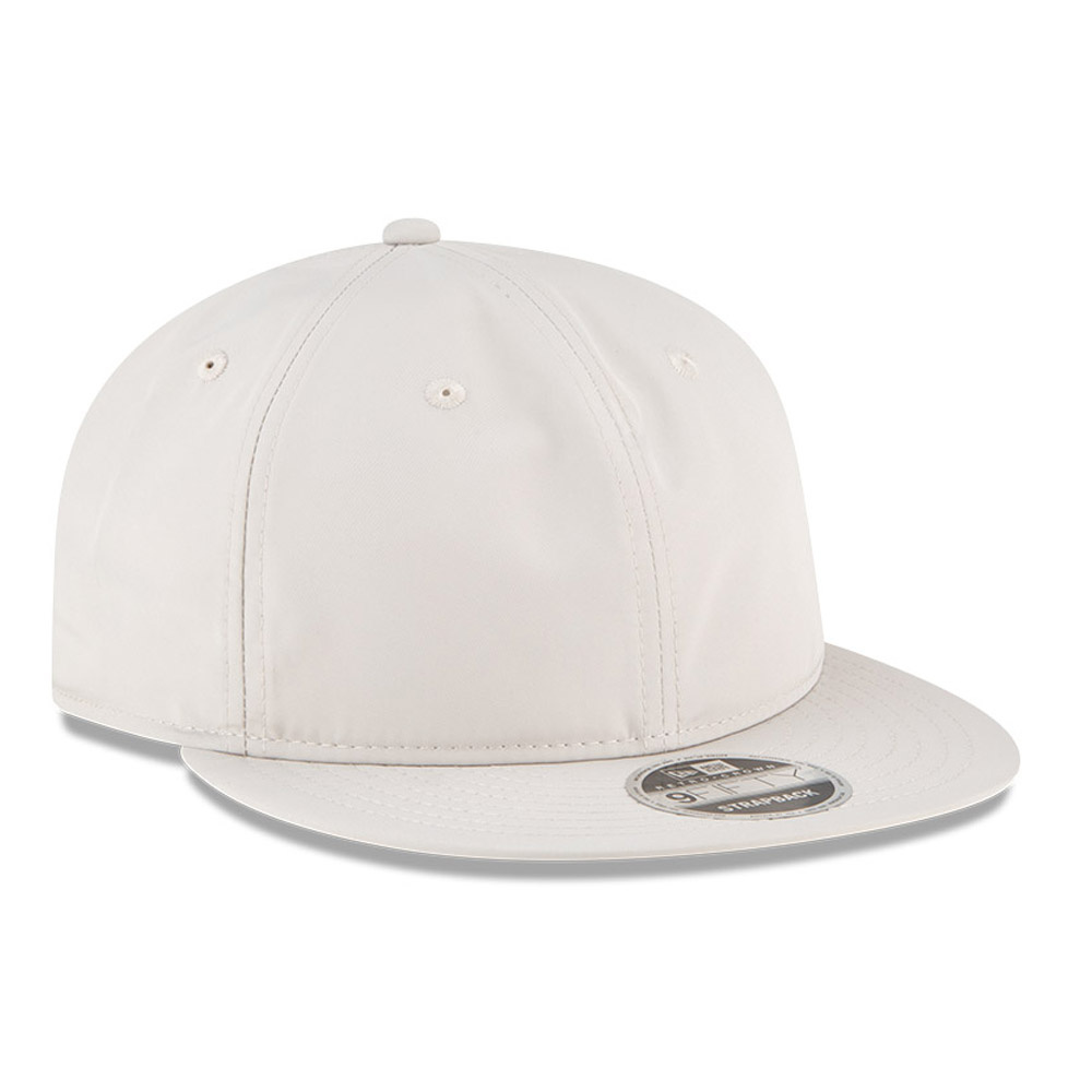 Casquette 9FIFTY Retro Crown Moonstruck Fear of God ESSENTIALS, blanche 