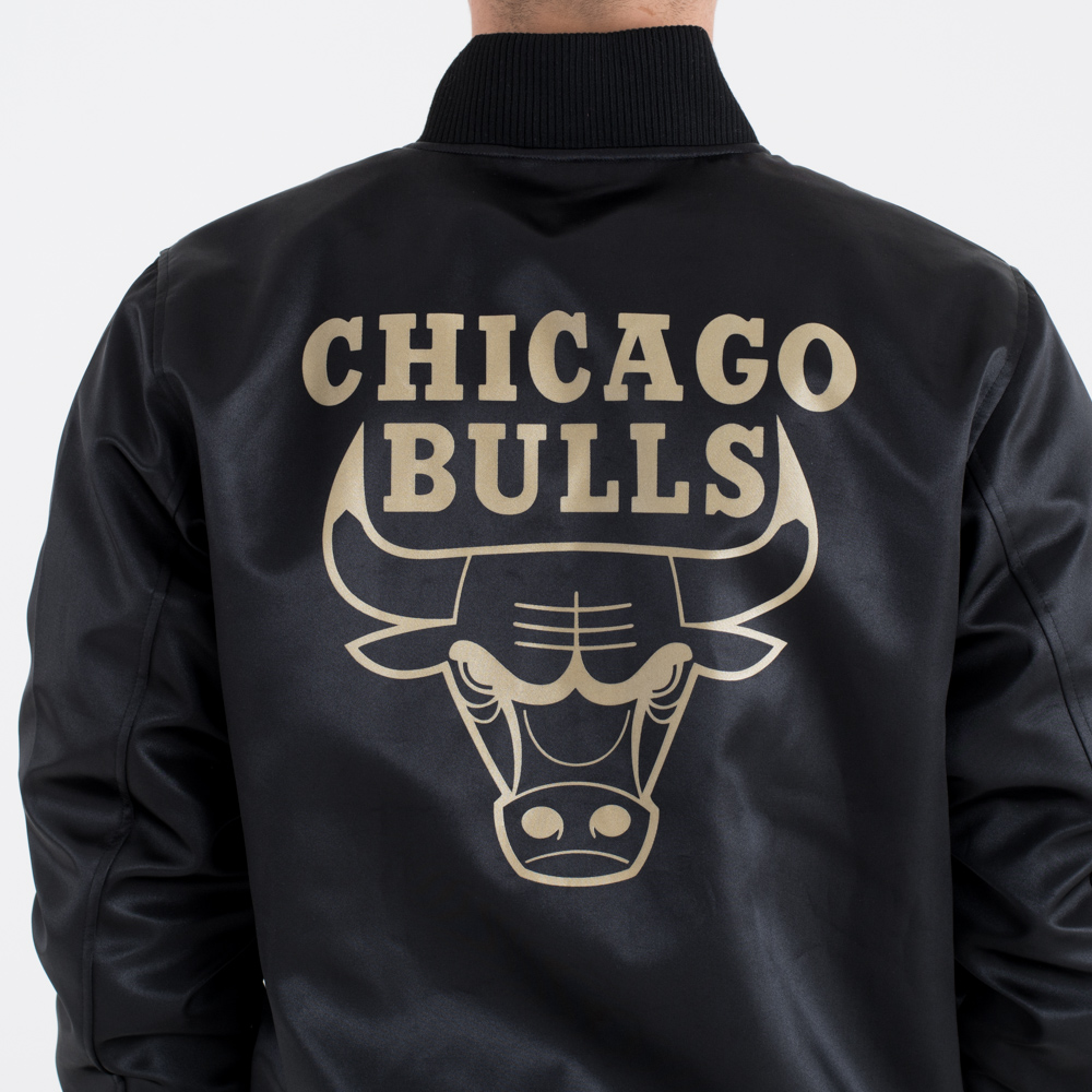 Schwarze Satin-Bomberjacke der Chicago Bulls 'N'