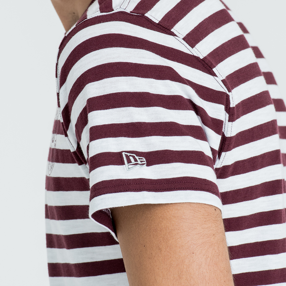 New Era – College Pack – T-Shirt mit kastanienbraunen und weißen Streifen
