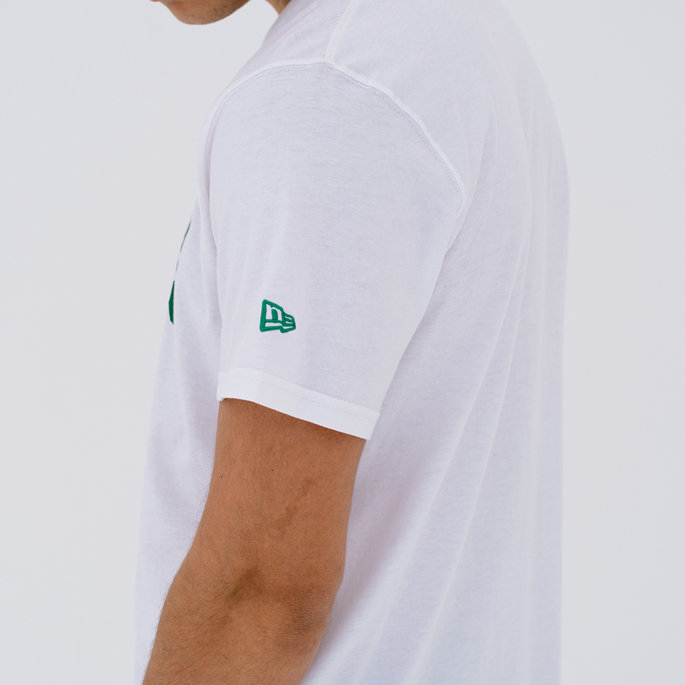 T-shirt Boston Celtics bianca con logo vistoso