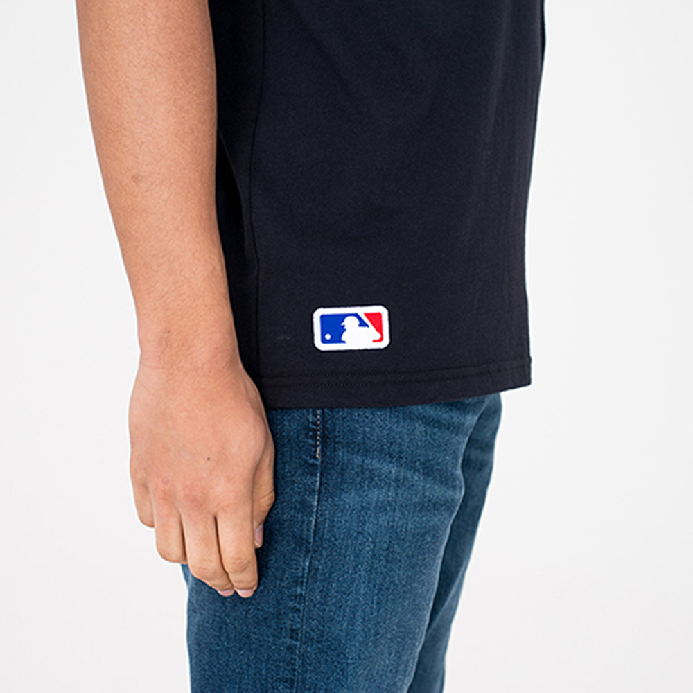 New York Yankees – Marineblaues T-Shirt mit Americana-Schriftzug