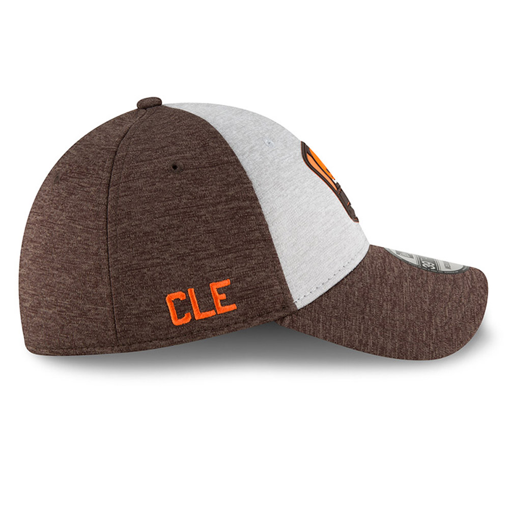 39THIRTY – Cleveland Browns 2018 Sideline Away