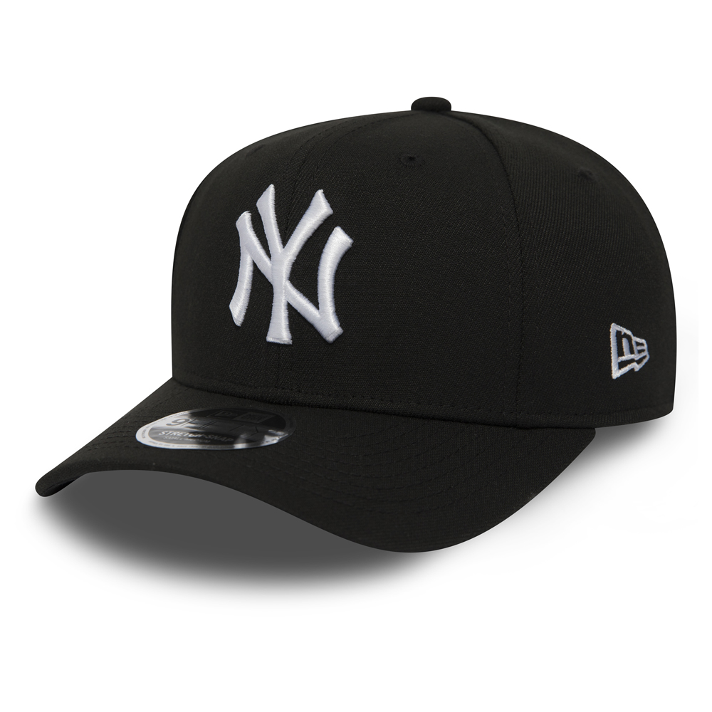 New York Yankees Black 9FIFTY Stretch Snap Cap