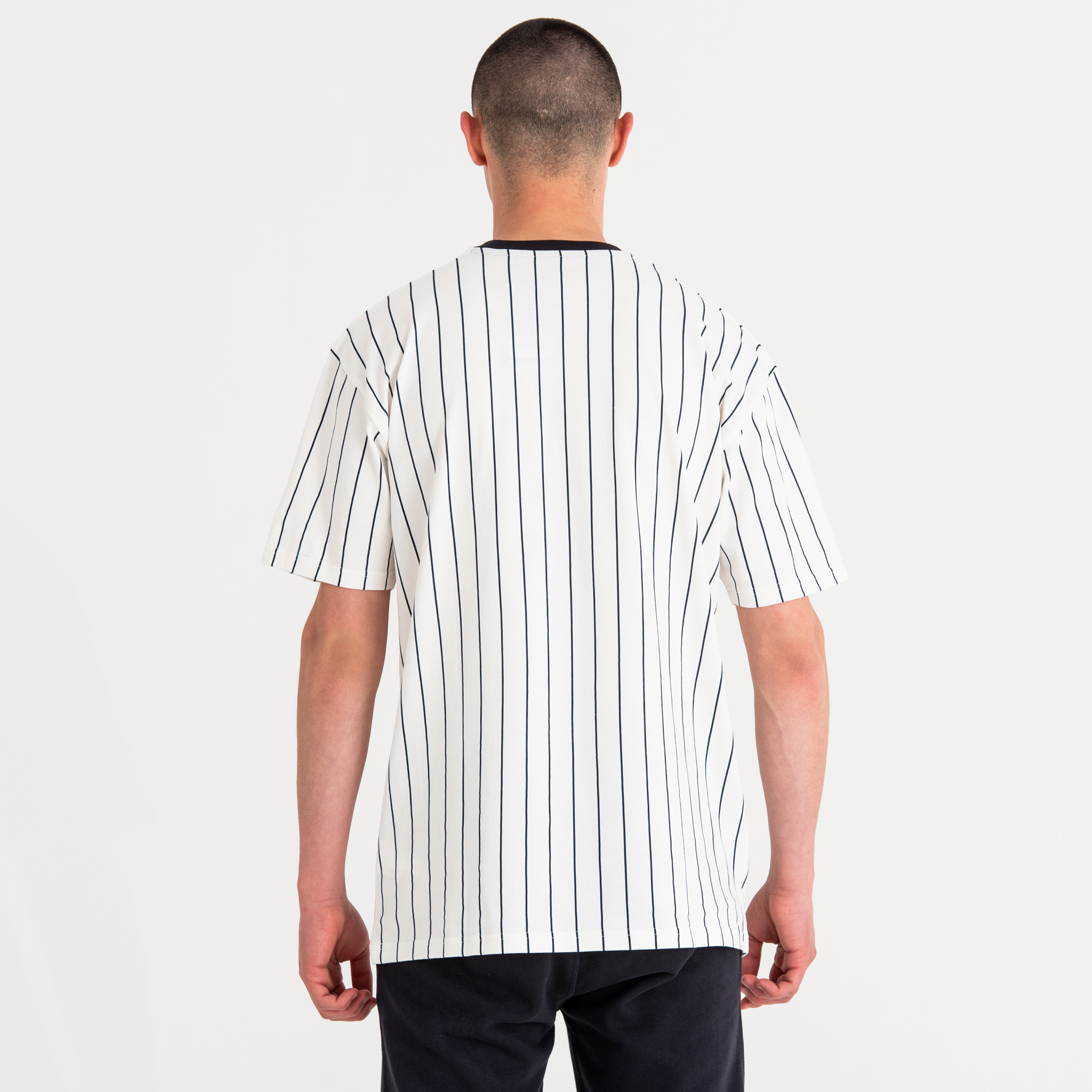 New Era Pinstripe T-Shirt surdimensionné