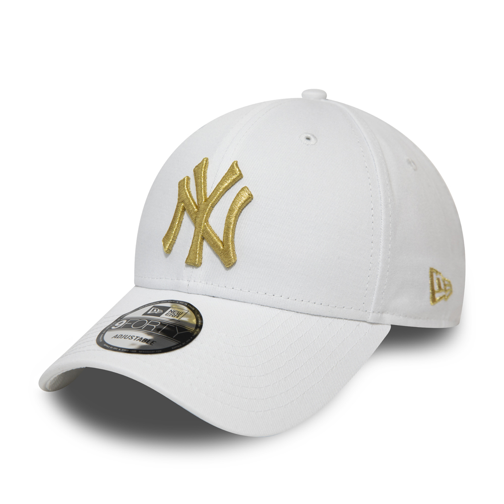New York Yankees White Metallic Gold 9FORTY Snapback Cap