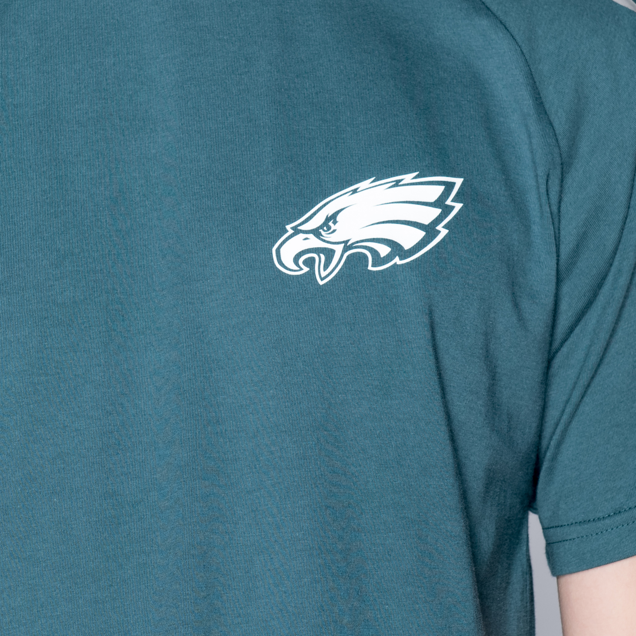 T-shirt vert avec logo des Philadelphia Eagles et imprimé sur l'épaule