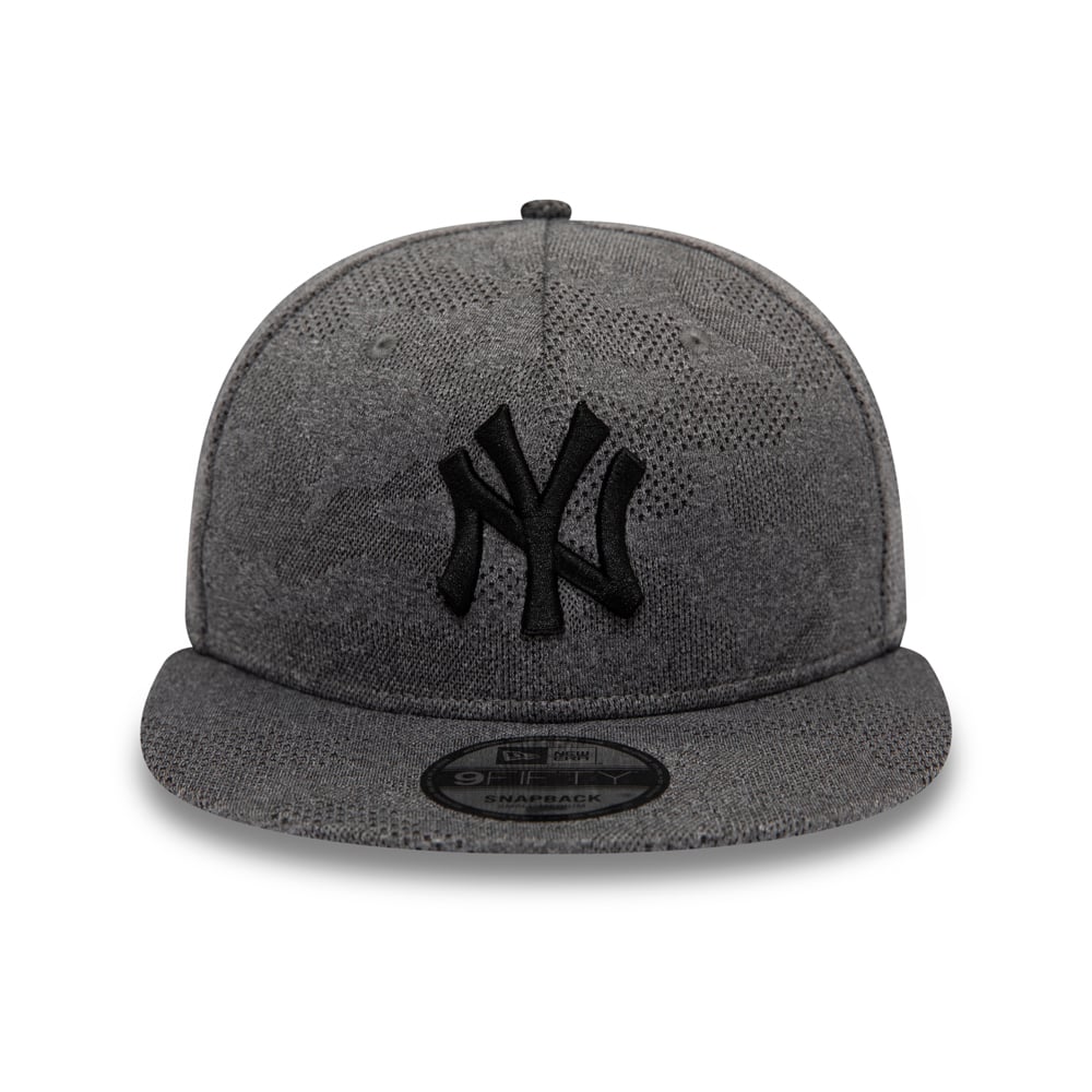 New York Yankees Engineered Plus 9FIFTY SNAPBACK, gris