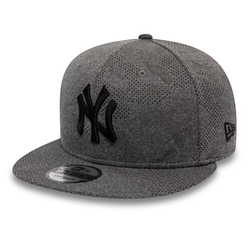 New York Yankees Engineered Plus 9FIFTY SNAPBACK gris