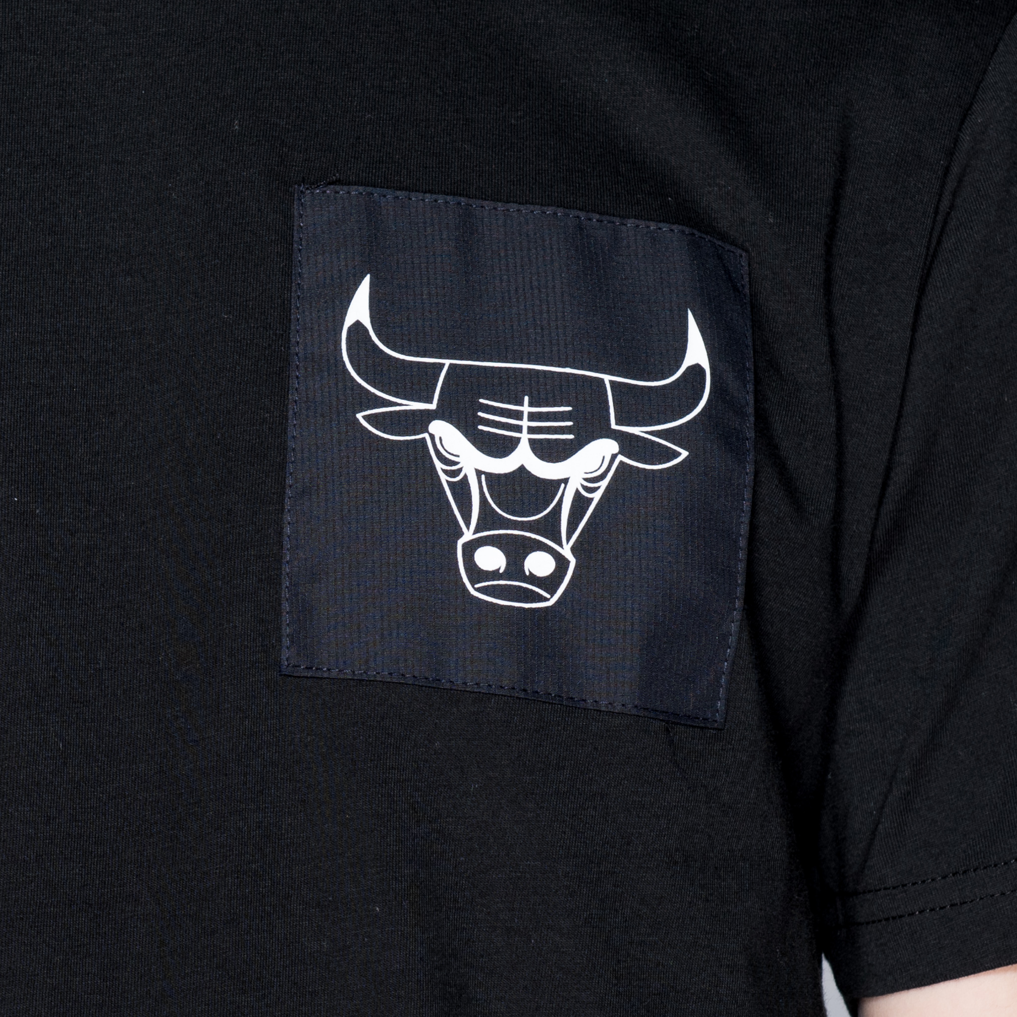 T-shirt Chicago Bulls Logo noir