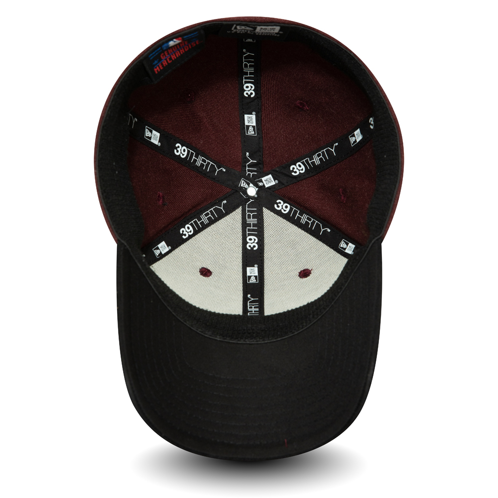 Casquette 39THIRTY rouge contrastant des Boston Red Sox