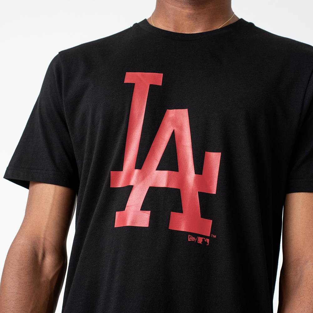 T-shirt nera con logo rosso dei Los Angeles Dodgers