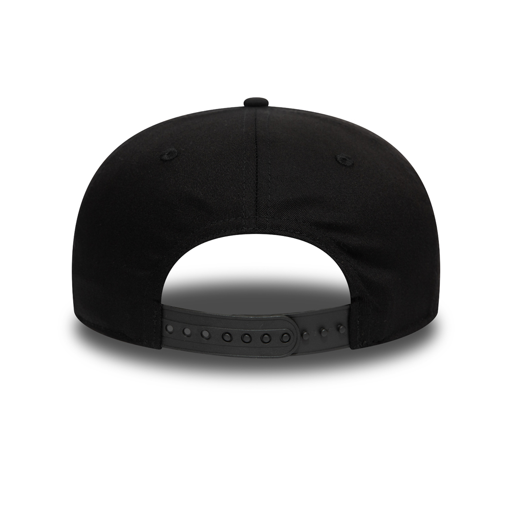 Cappellino 9FIFTY Essential elasticizzato con chiusura posteriore completamente nero di New Era