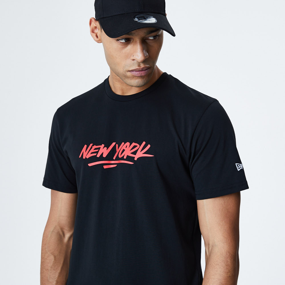 T-shirt New Era con scritta New York nera