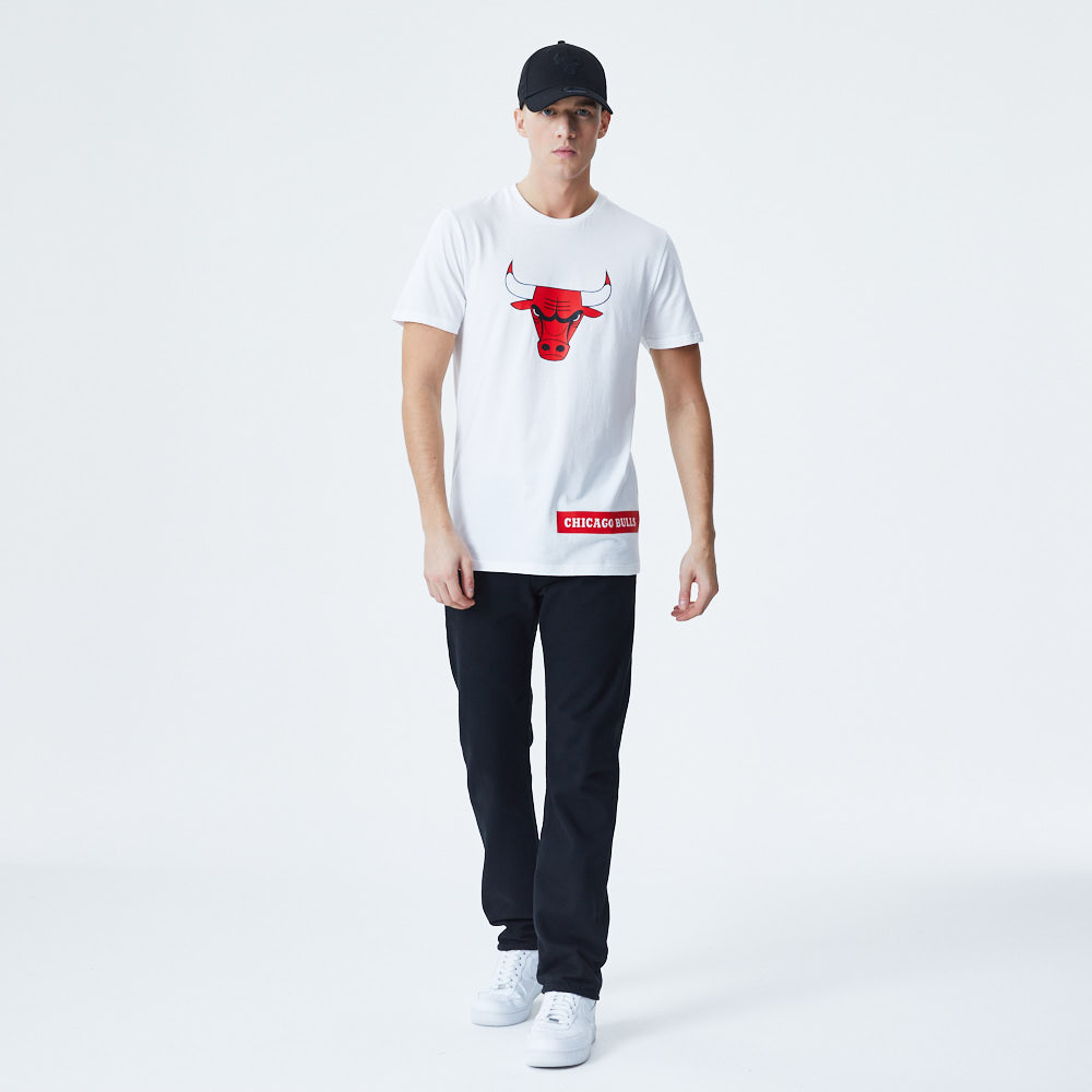 T-shirt Block Wordmark dei Chicago Bulls bianca
