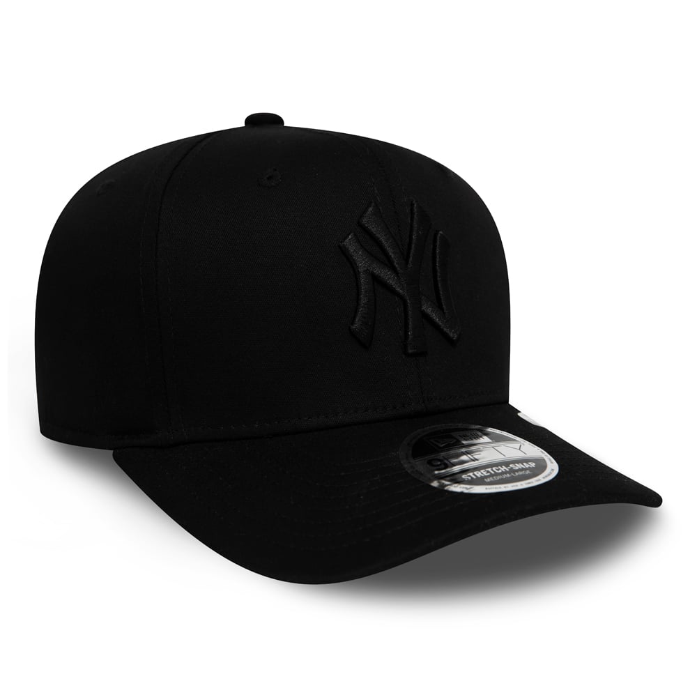 New York Yankees Tonal Black 9FIFTY Stretch Snap Cap