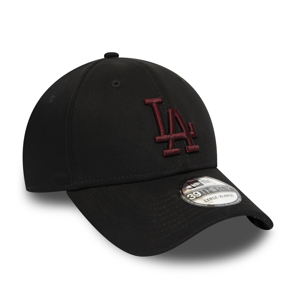 Los Angeles Dodgers Essential Black 39THIRTY Cap