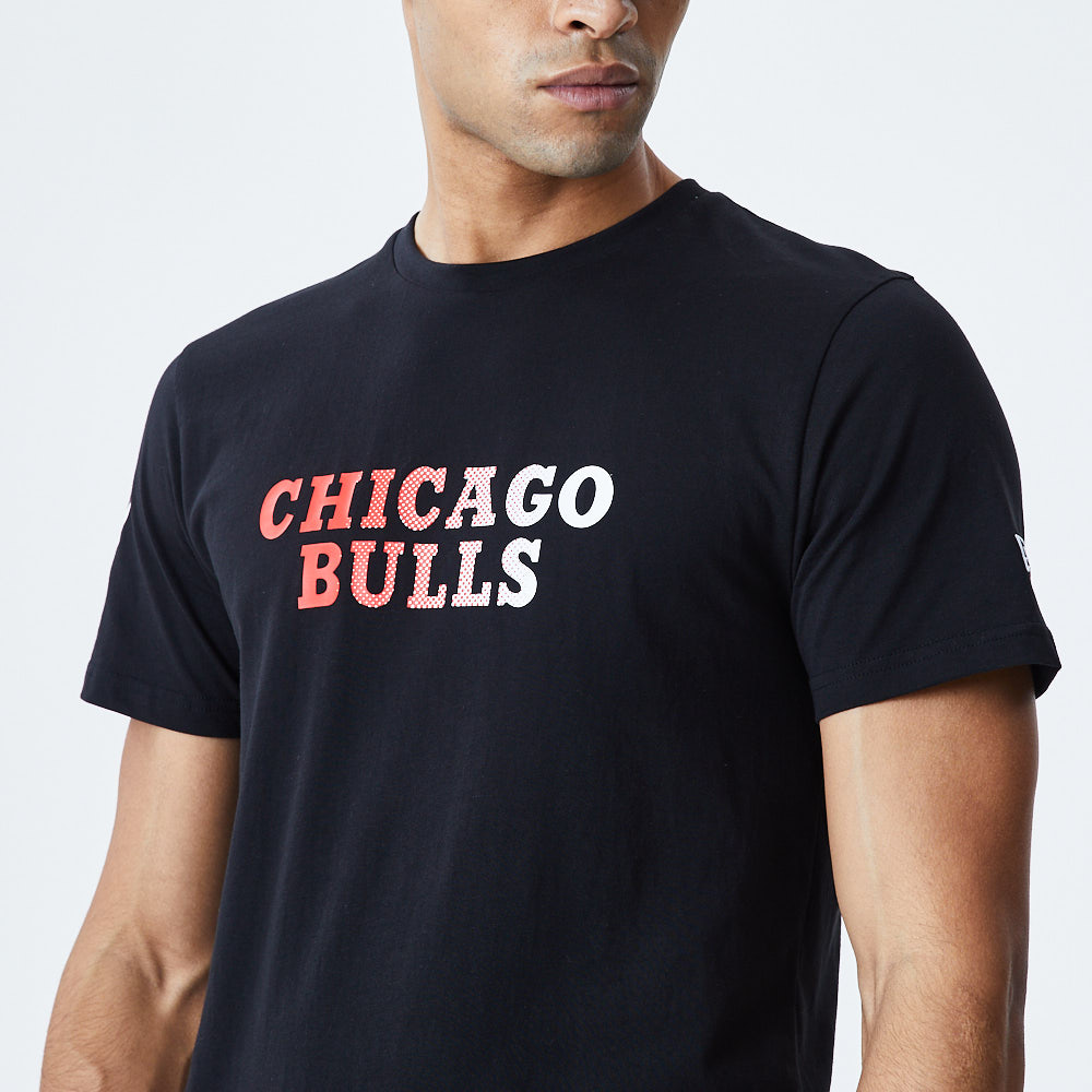 T-shirt noir inscription en dégradé des Chicago Bulls