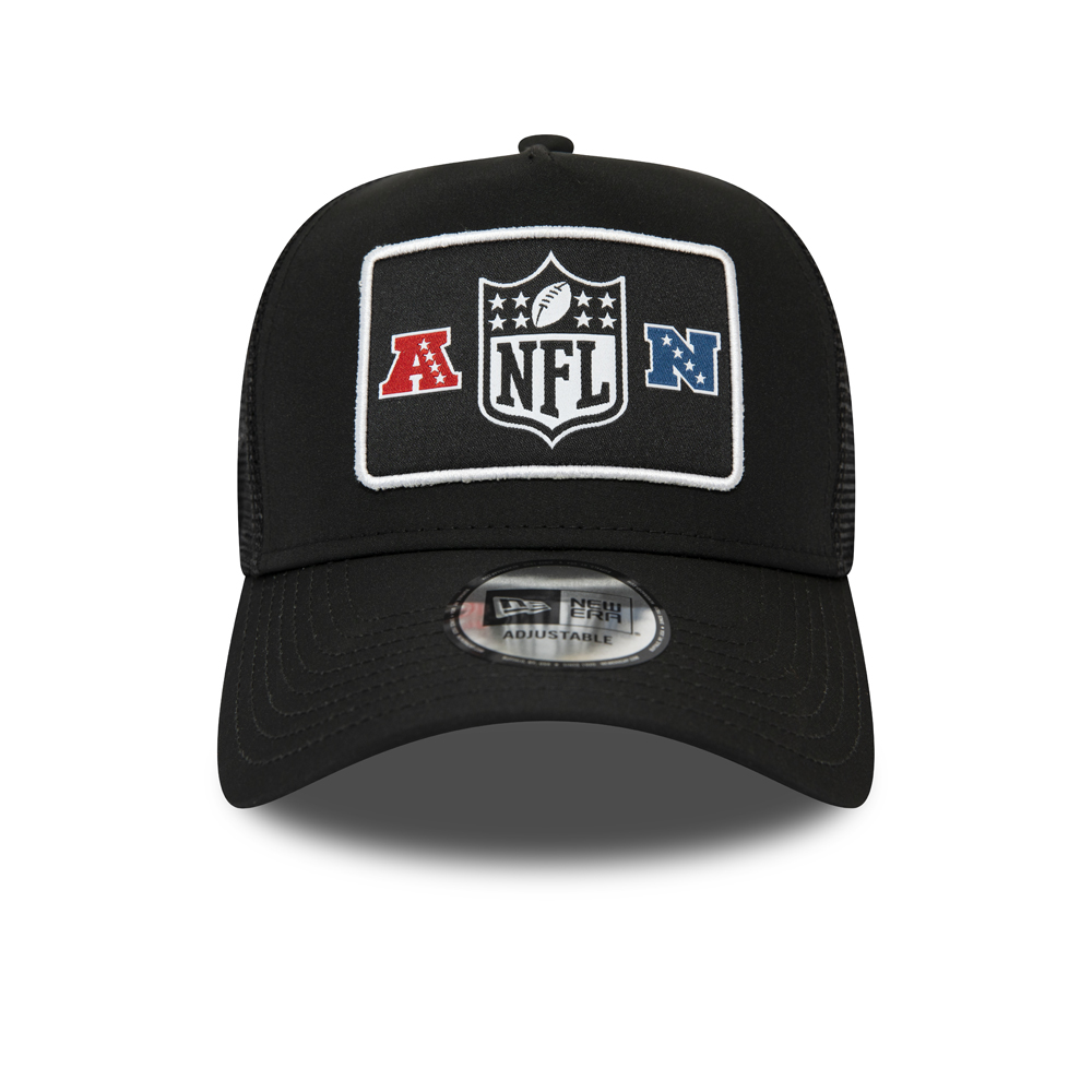 NFL – Truckerkappe mit Logo-Aufnäher und A-Rahmen in Schwarz