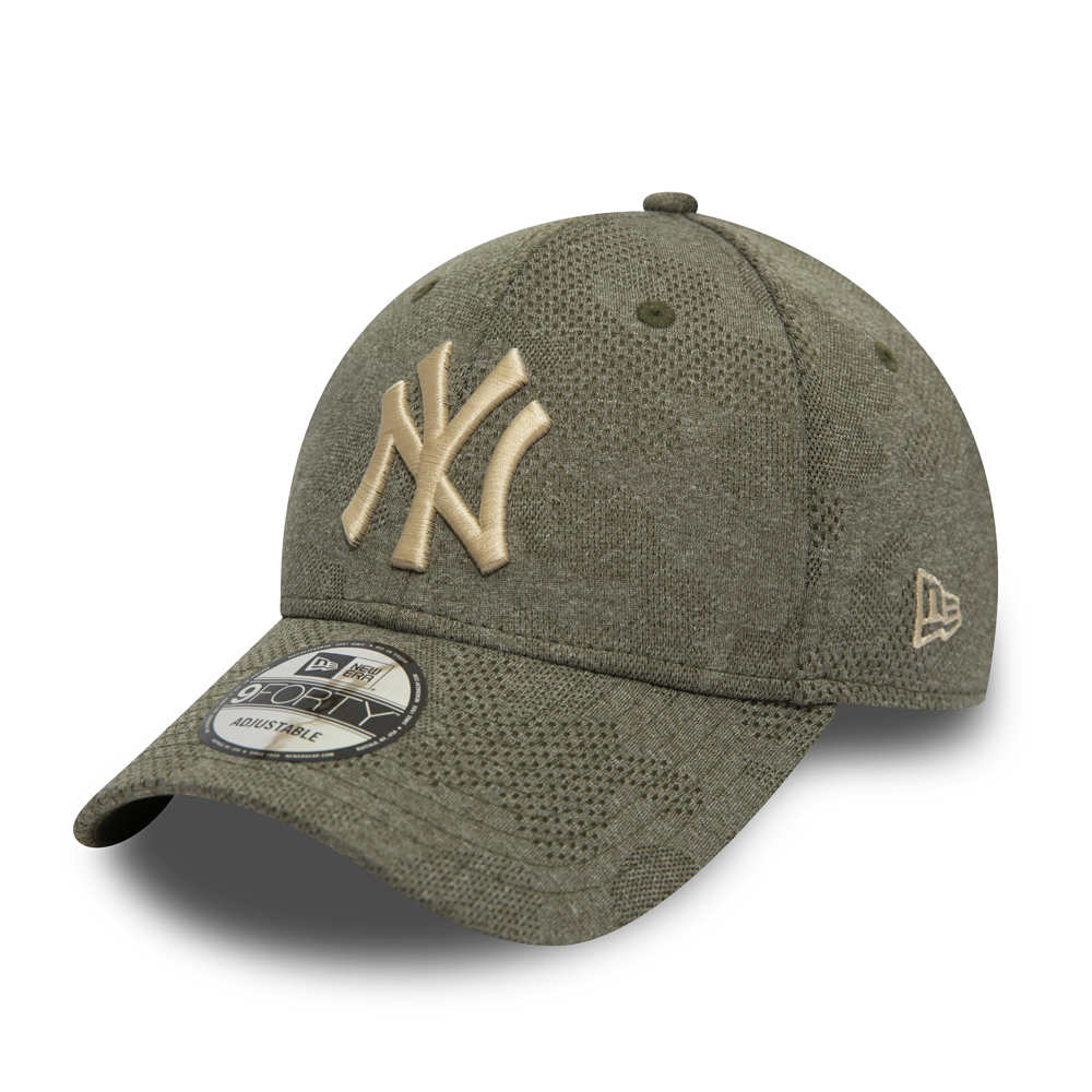 New York Yankees Engineered Plus Green 9FORTY Cap