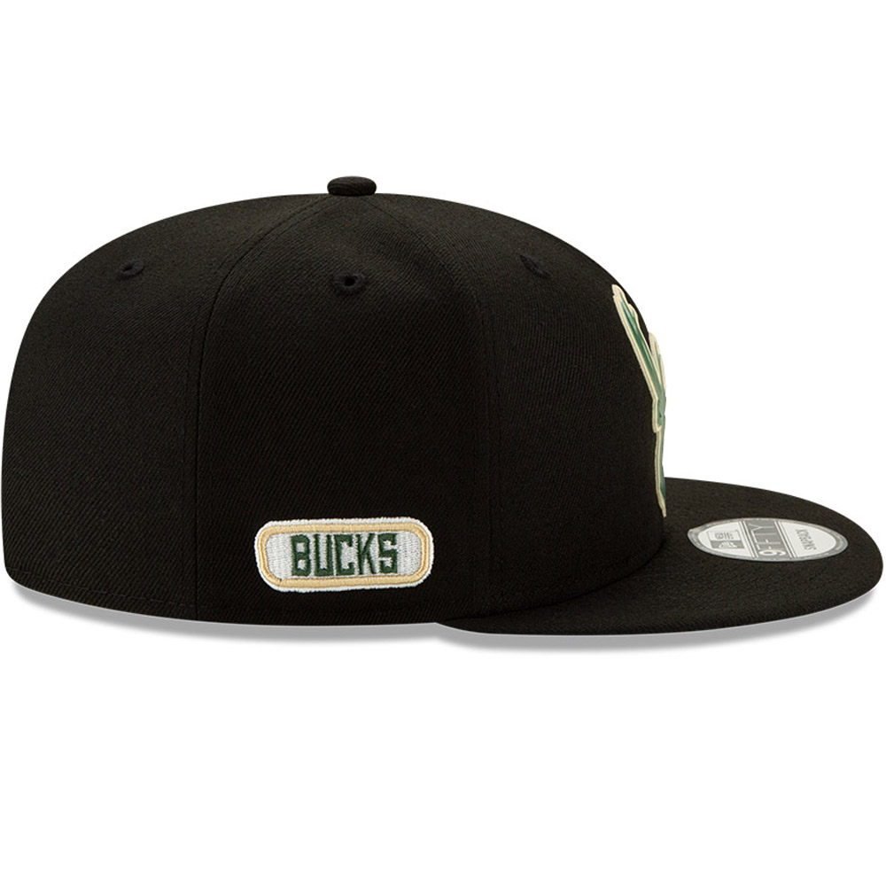 Cappellino 9FIFTY con metà posteriore nera dei Milwaukee Bucks