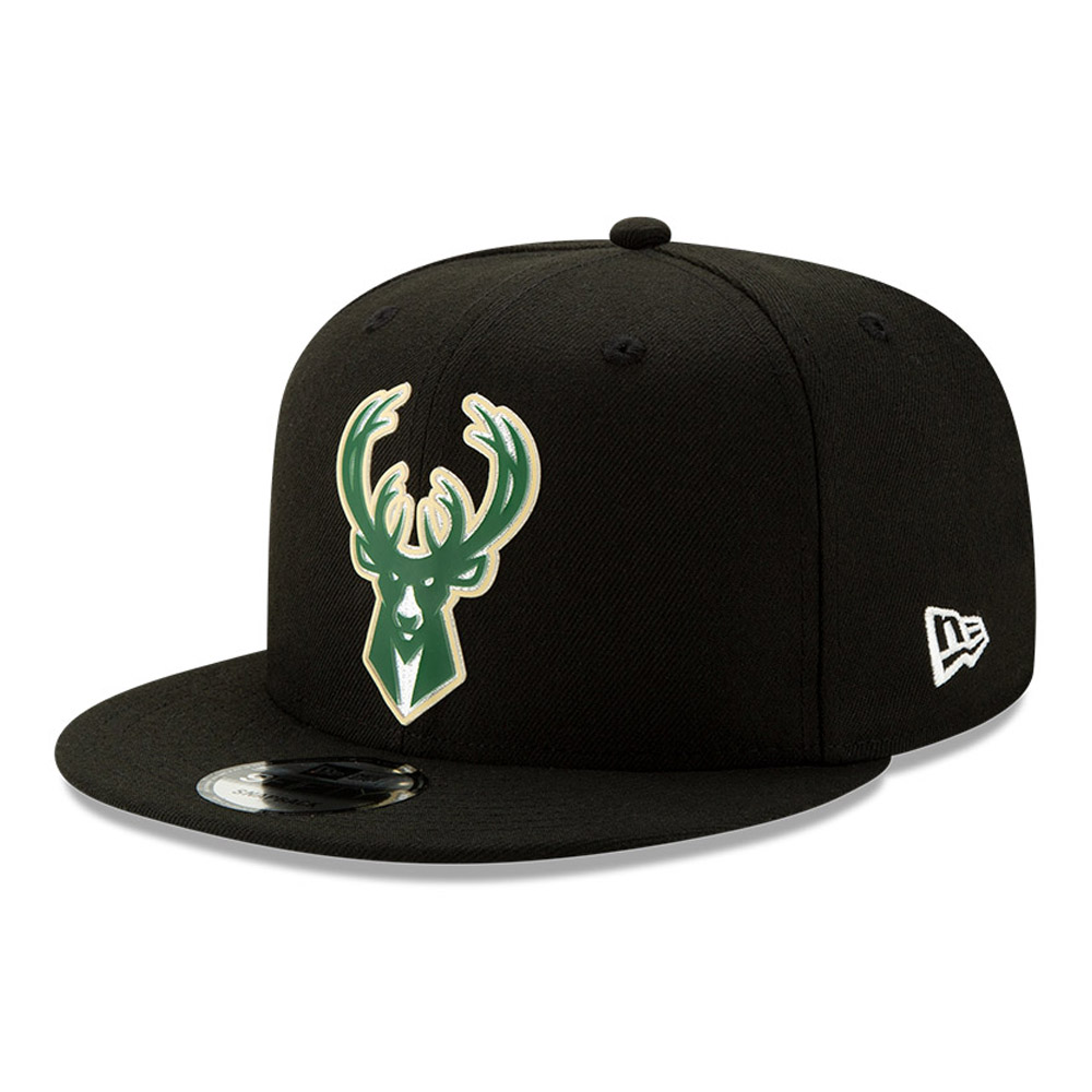 Cappellino 9FIFTY con metà posteriore nera dei Milwaukee Bucks