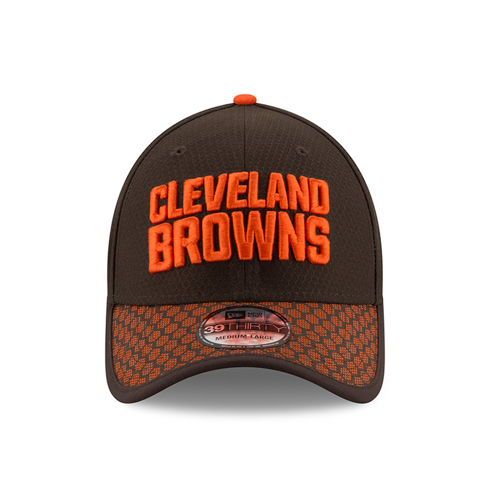 39THIRTY – Cleveland Browns – 2017 Sideline, Braun