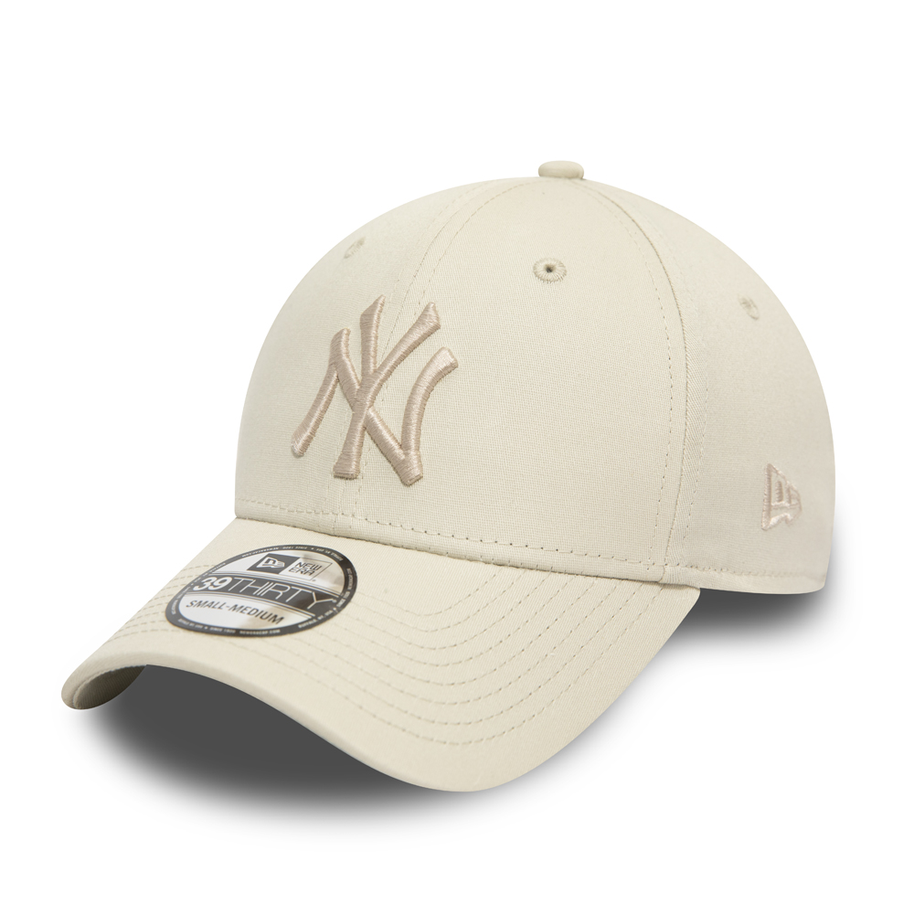 Gorra New York Yankees Essential Stone 39THIRTY