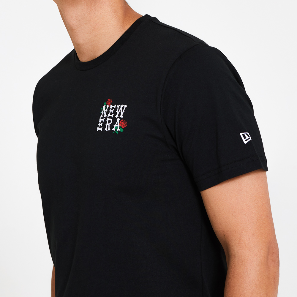 T-shirt New Era noir à logo rose