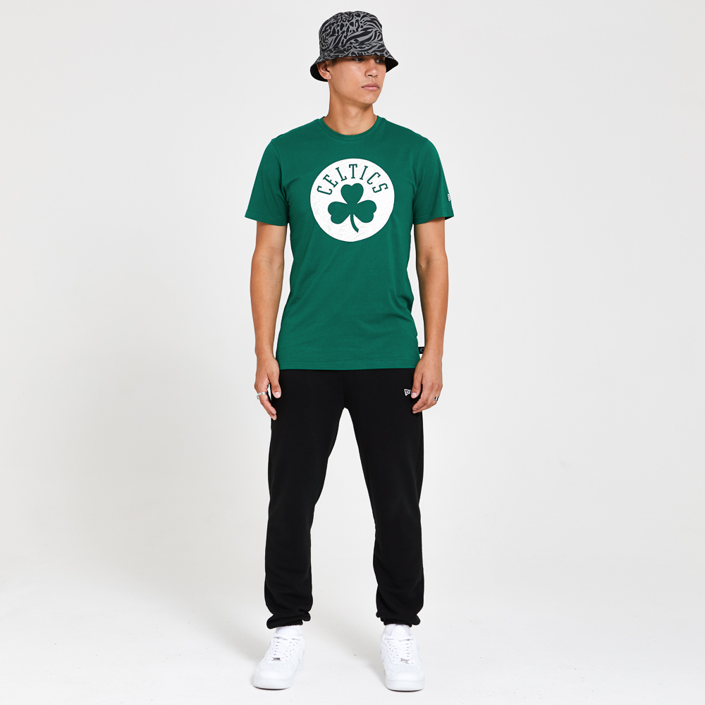 Boston Celtics – Grünes T-Shirt mit Aufnäher