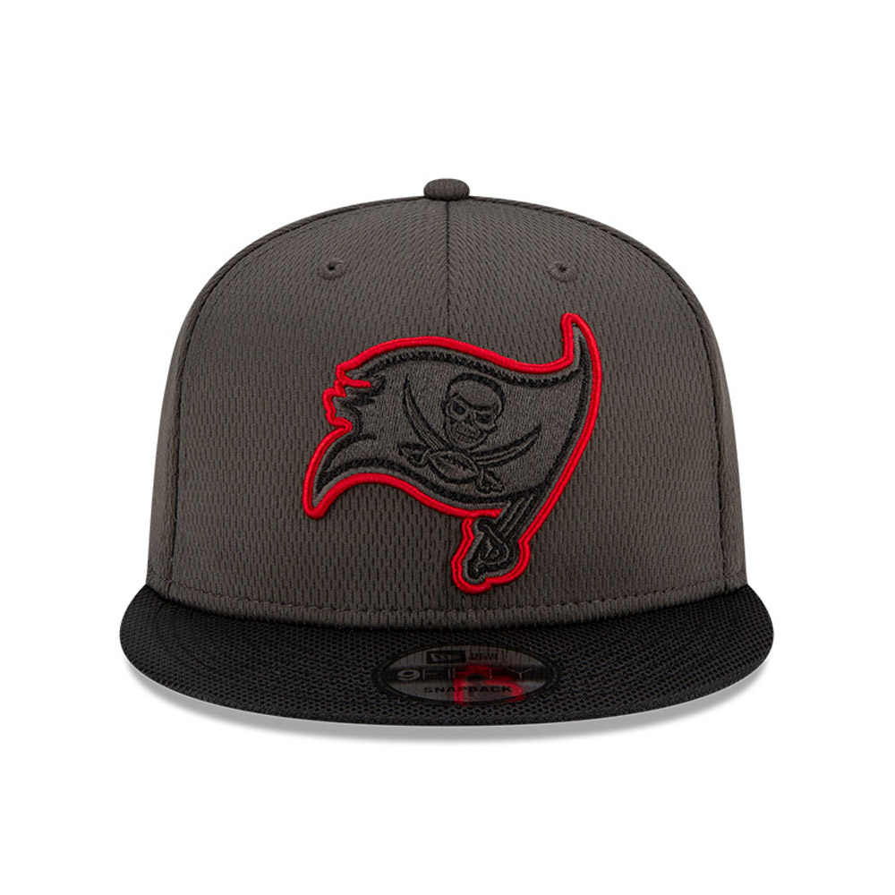Casquette Tampa Bay Buccaneers NFL Sideline Road Youth 9FIFTY Grise