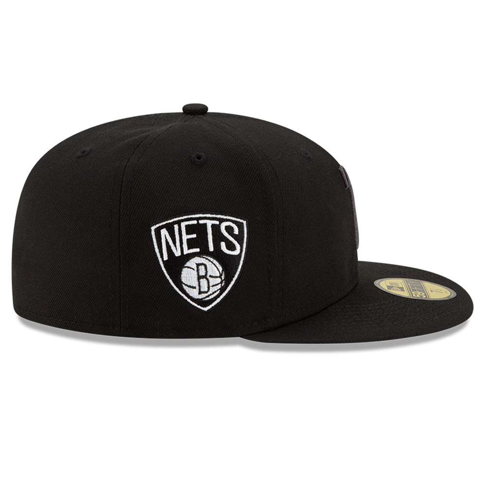 Brooklyn Nets x Compound 7 Schwarz 59FIFTY Kappe