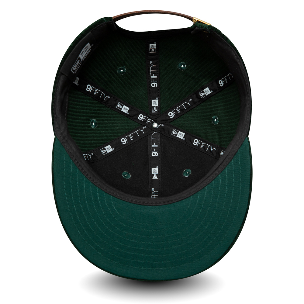 New Era Into The Woods Green 9FIFTY Retro Crown Cap
