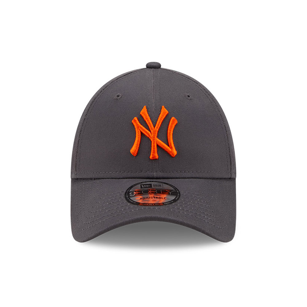 New York Yankees League Essential Grigio 9FORTY Cappellino