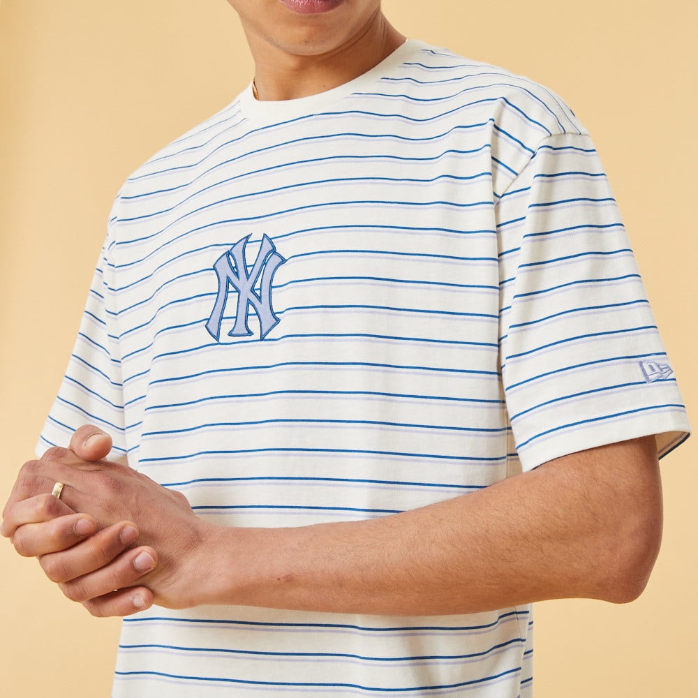 New York Yankees Stripe White Oversized T-Shirt