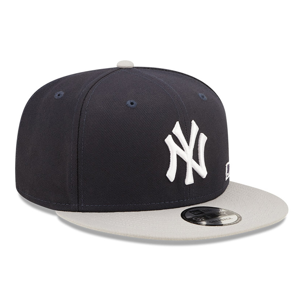 New York Yankees MLB Black Letter Arch Navy 9FIFTY Snapback Cap