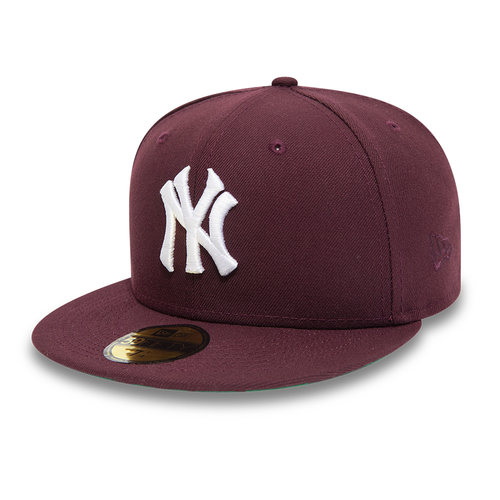 New York Yankees Side Patch Maroon 59FIFTY Fitted Cap