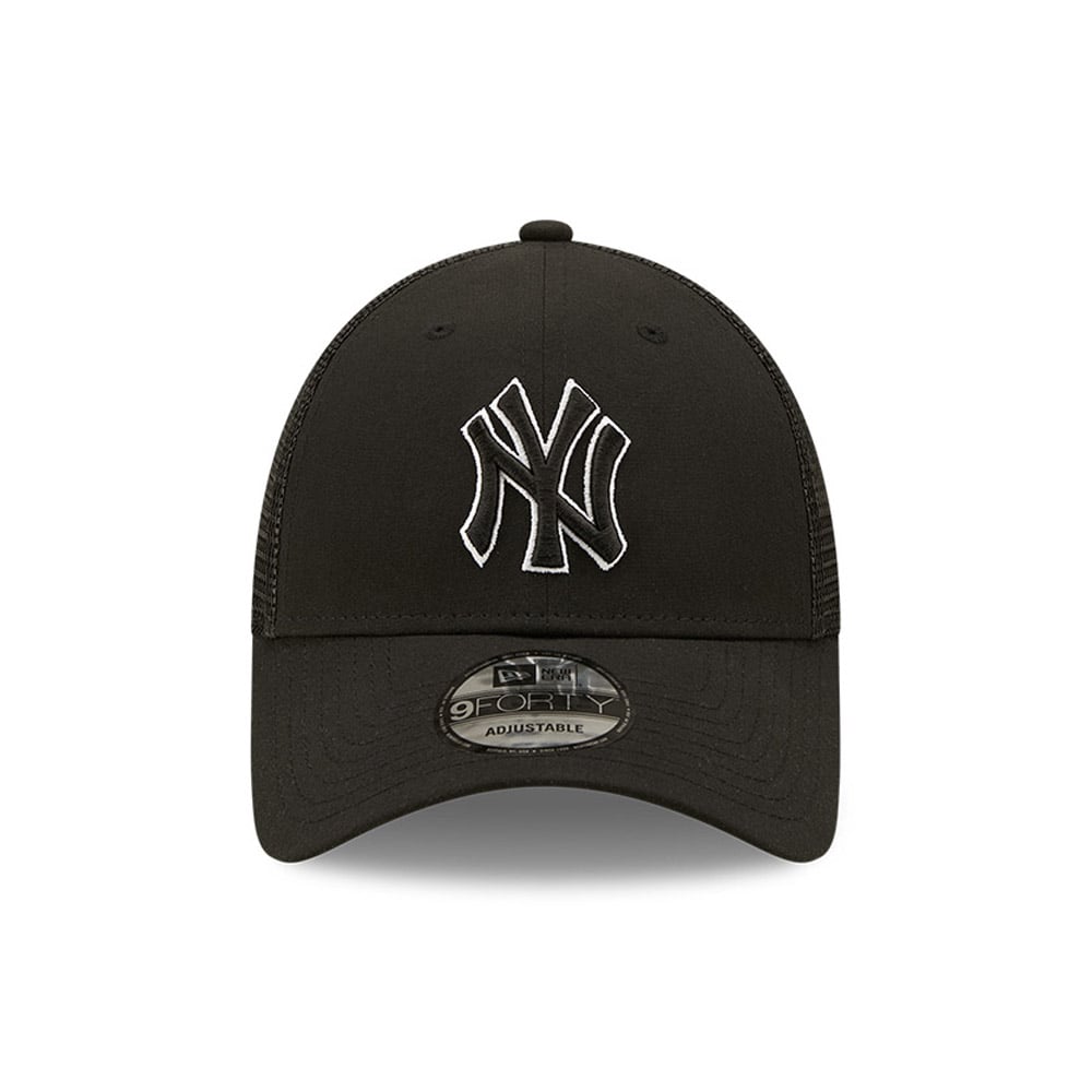 New York Yankees Home Field Black 9FORTY Trucker Cap