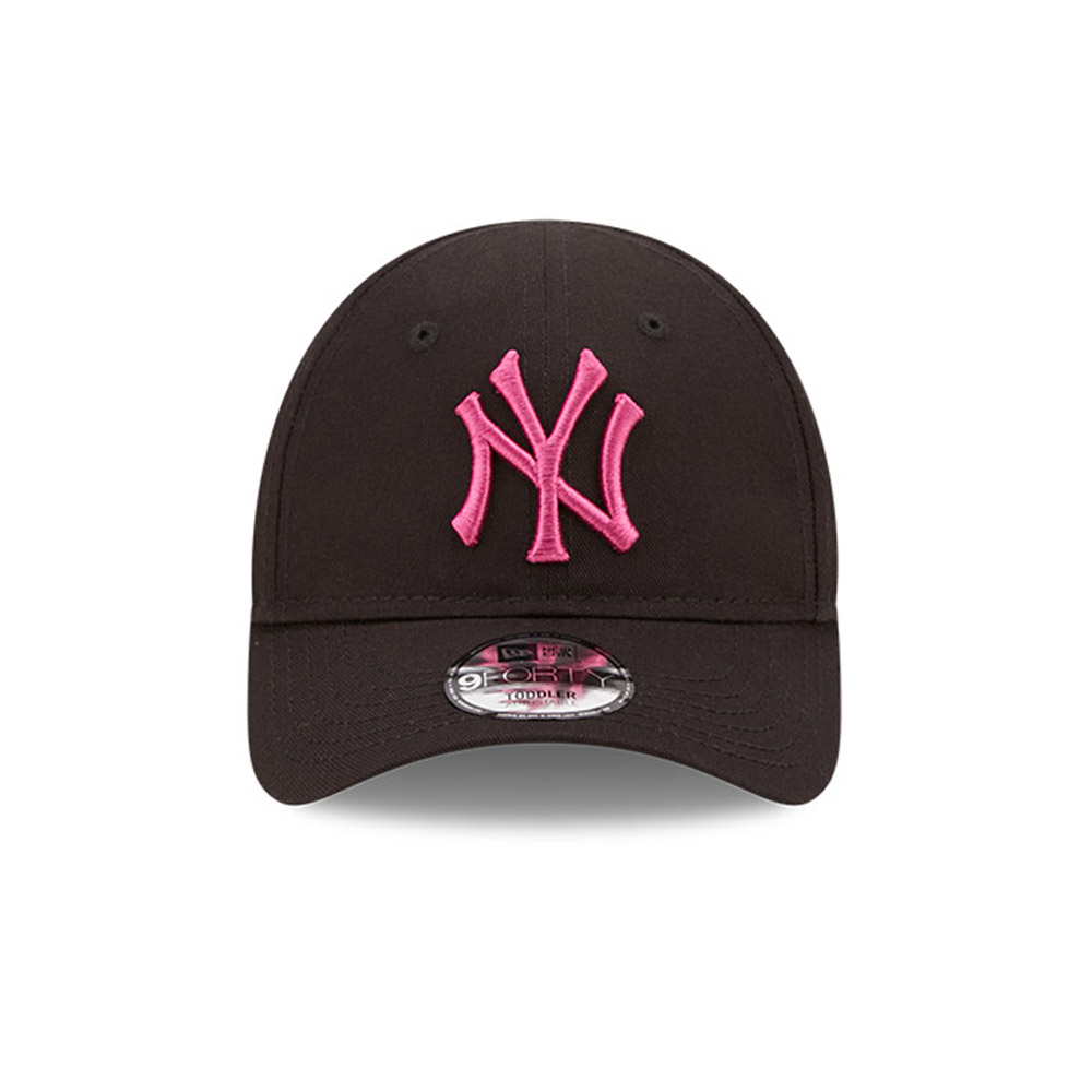 New York Yankees League Essential Toddler Black 9FORTY Adjustable Cap