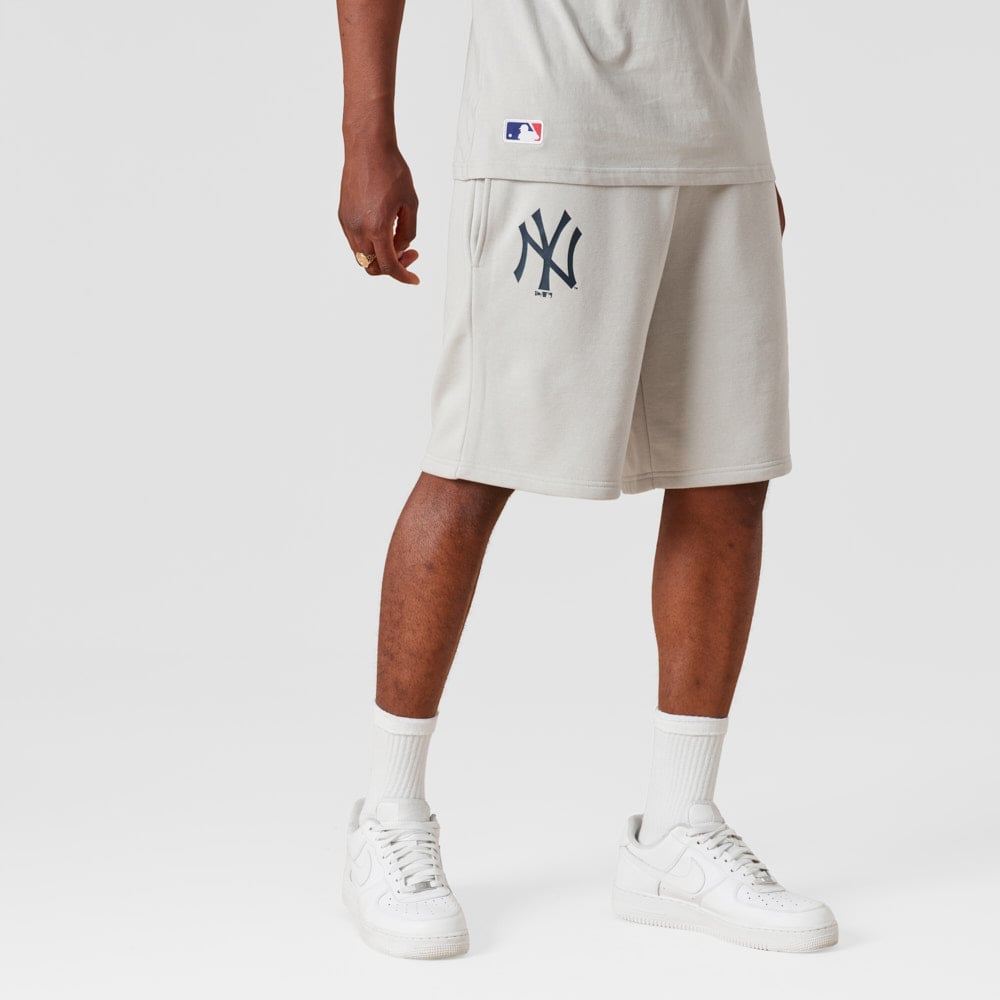 New York Yankees MLB Team Logo Stone Shorts