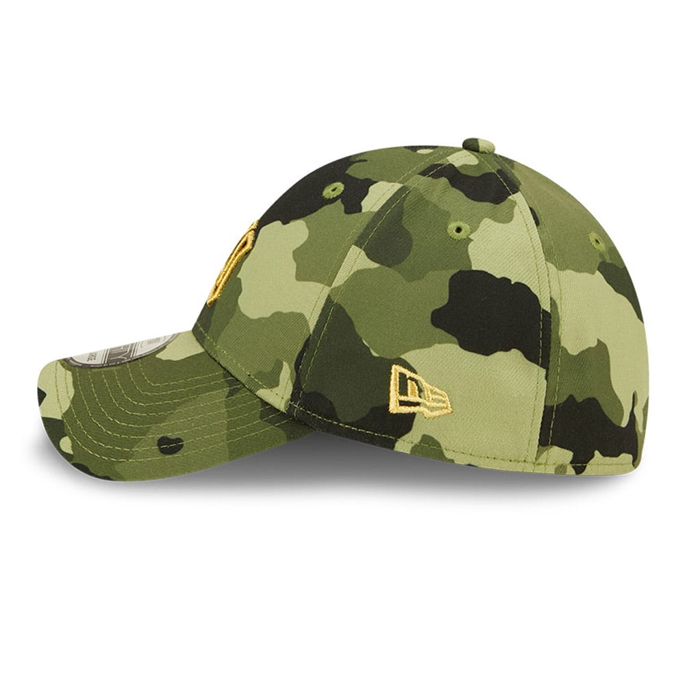 New York Yankees MLB Armed Forces Camo 39THIRTY Stretch Fit Cap