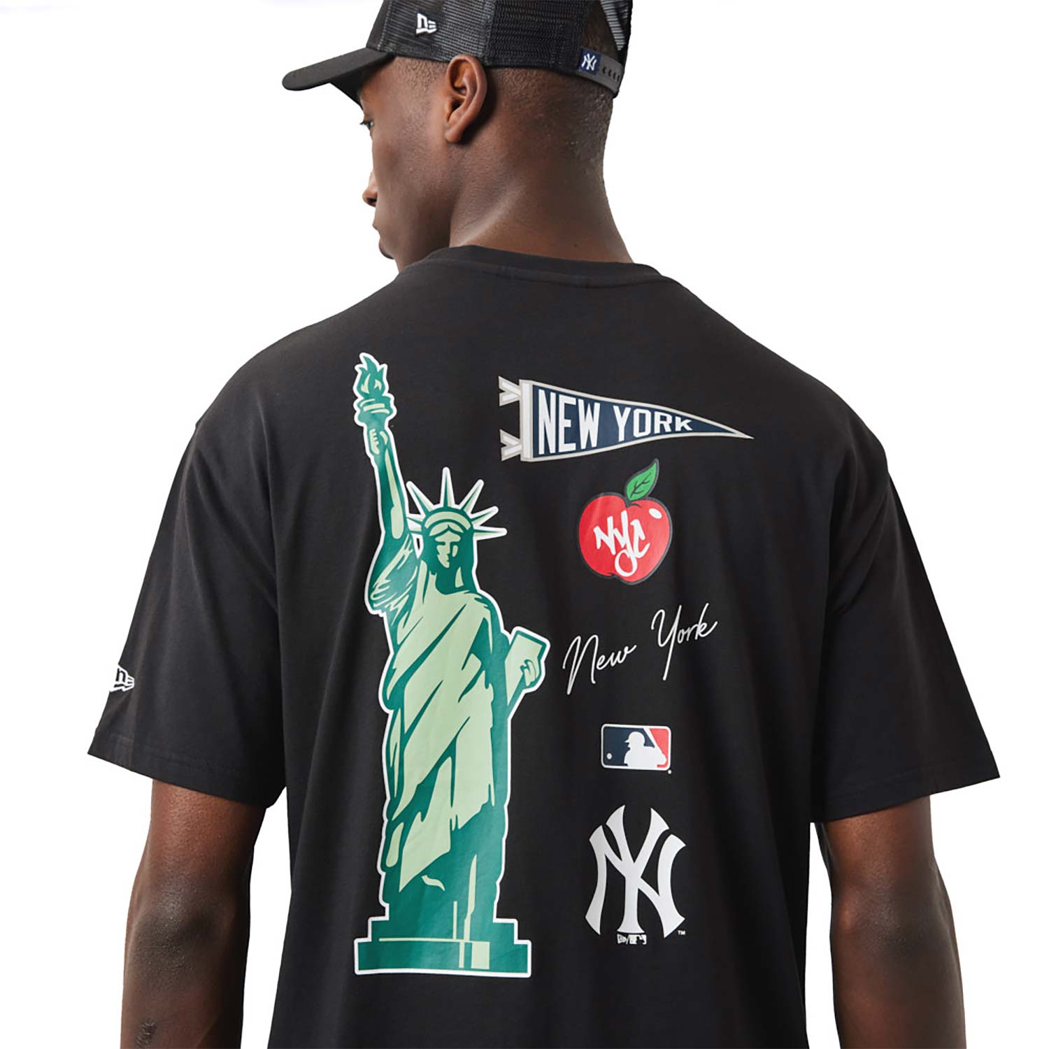 New York Yankees MLB City Graphic Black Oversized T-Shirt