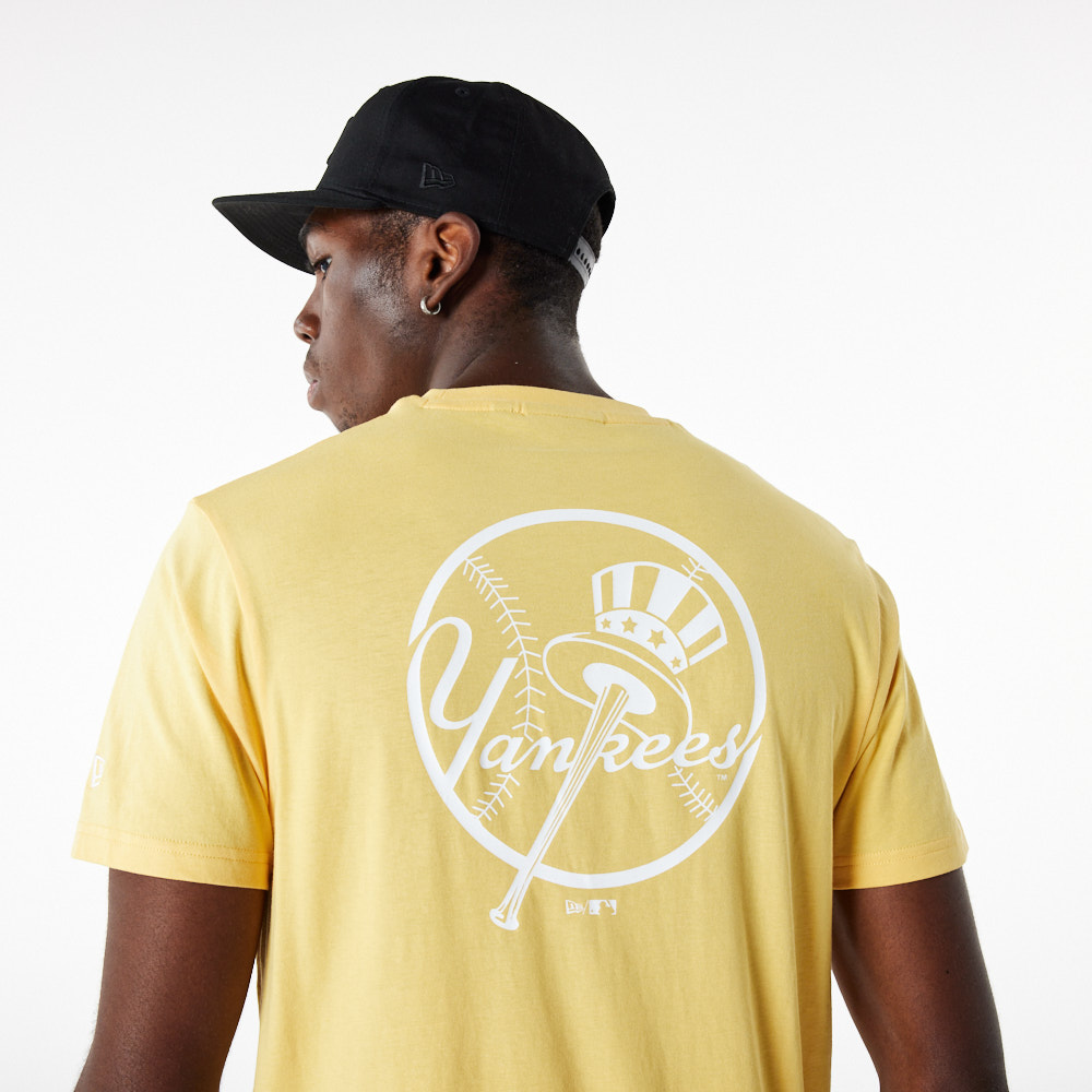 New York Yankees League Essential Pastel Yellow T-Shirt