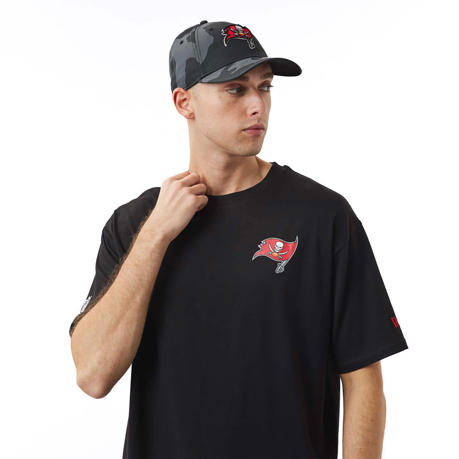 T-Shirt oversize Tampa Bay Buccaneers NFL Logo Nera