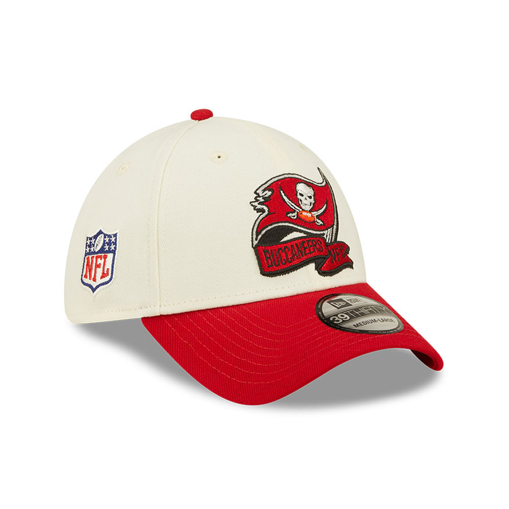 Tampa Bay Buccaneers NFL Sideline 2022 White 39THIRTY Stretch Fit Cap