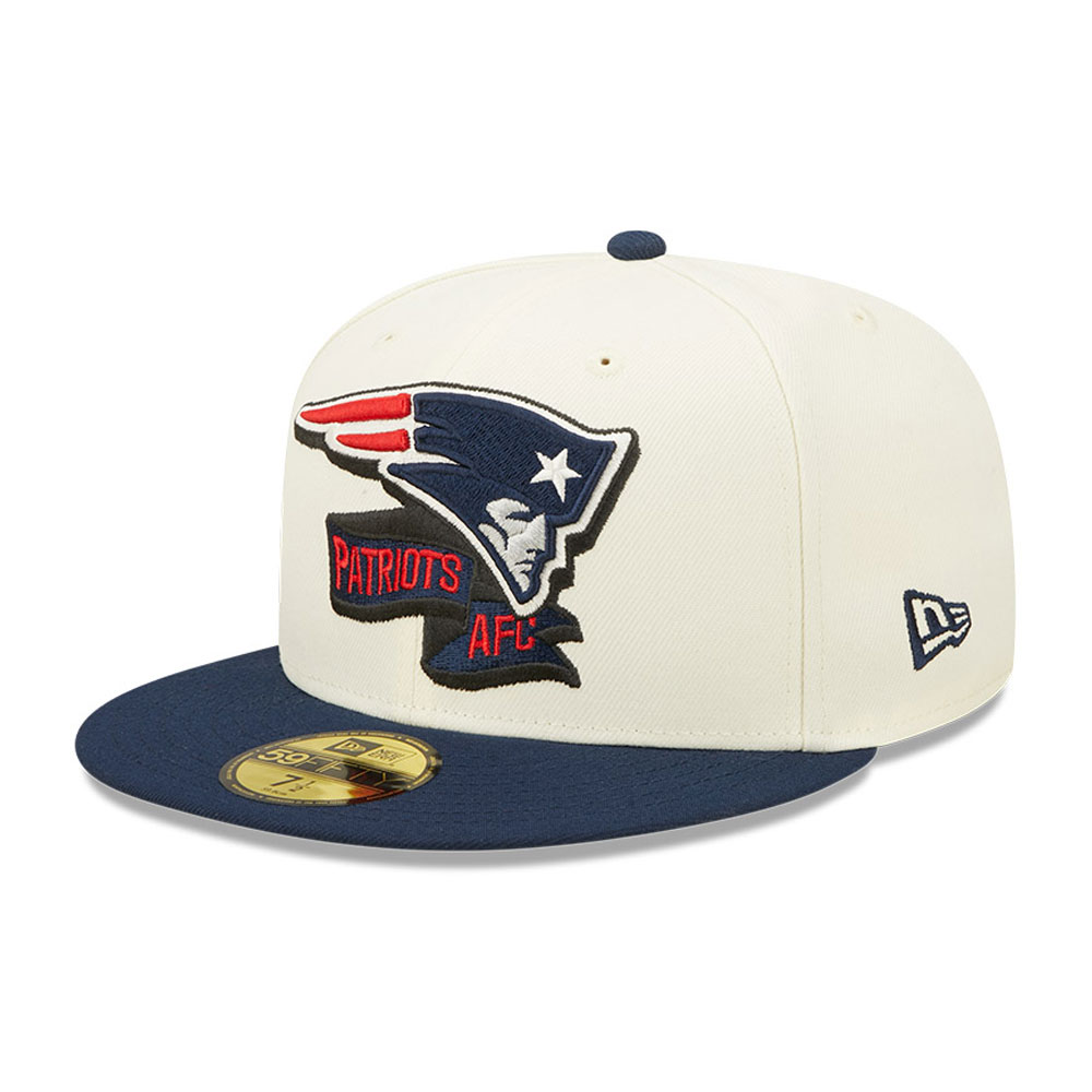New England Patriots NFL Sideline 2022 White 59FIFTY Fitted Cap