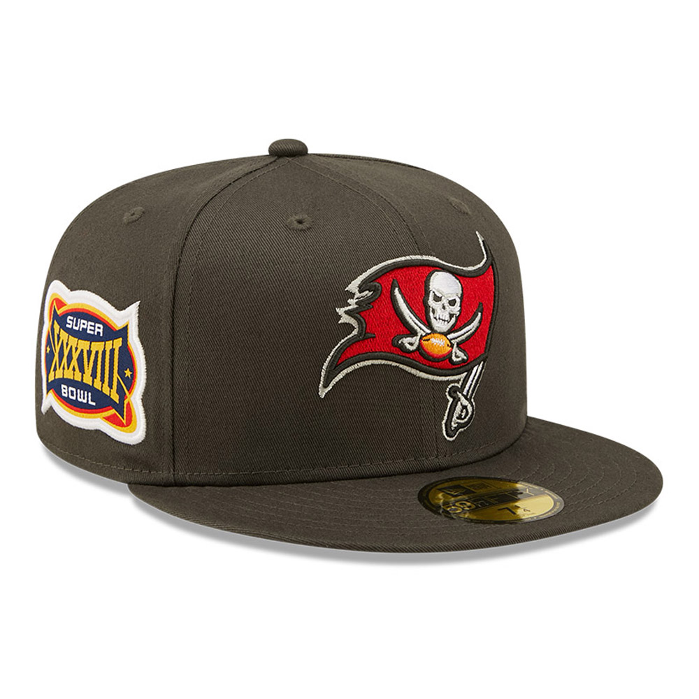Tampa Bay Buccaneers Side Patch Dark Grey 59FIFTY Fitted Cap